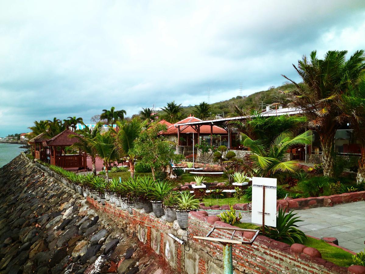 Watu Dodol Hotel & Restaurant Banyuwangi  Extérieur photo